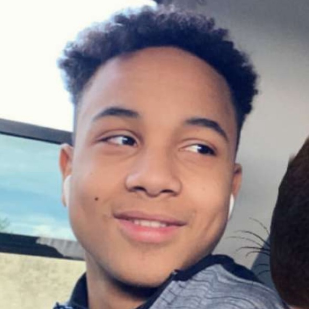 Meet your Posher, Amaree